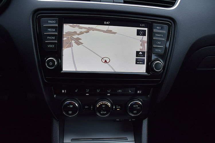 Skoda Octavia 2.0Tdi 150Km Navi Pół-skóra Gwarancja zdjęcie 14