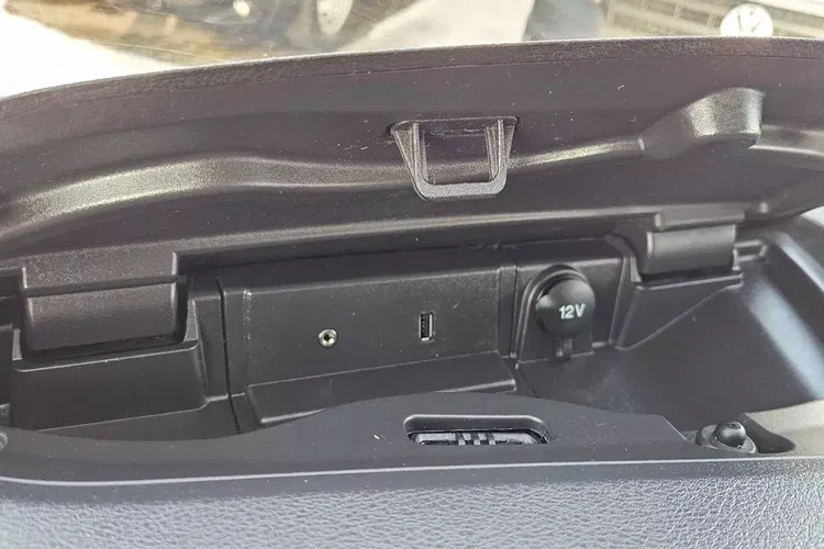 Ford transit L3H3 59999zł NETTO Brygadówka 6 osób 2.0TdCi/170KM zdjęcie 19