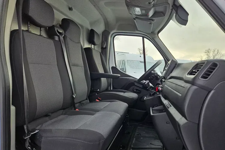 Renault Master L2H2 59900zł NETTO 2.3dCi/150KM zdjęcie 31