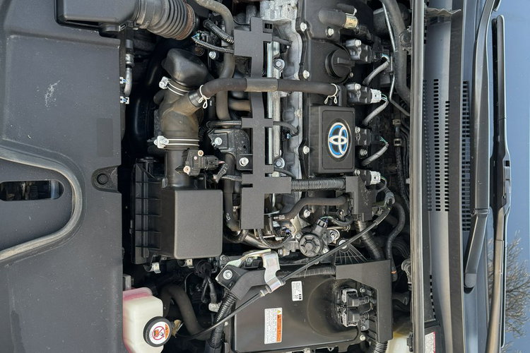 Toyota Corolla 1.8 HSD F-Vat 23% Ast. Parkowani Distronic Kamera Bezwypadkowy zdjęcie 18