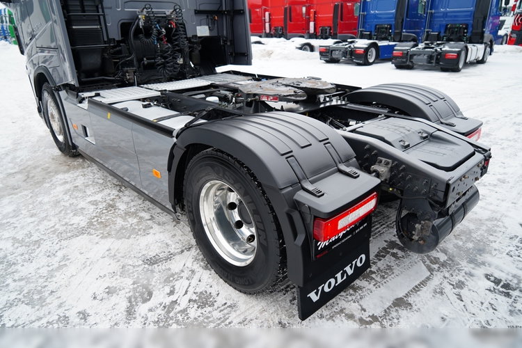 Volvo FH 500 / PEŁNY ADR / XXL / BOGATE WYPOSAŻENIE / PO ZŁOTYM KONTRAKCIE / zdjęcie 14