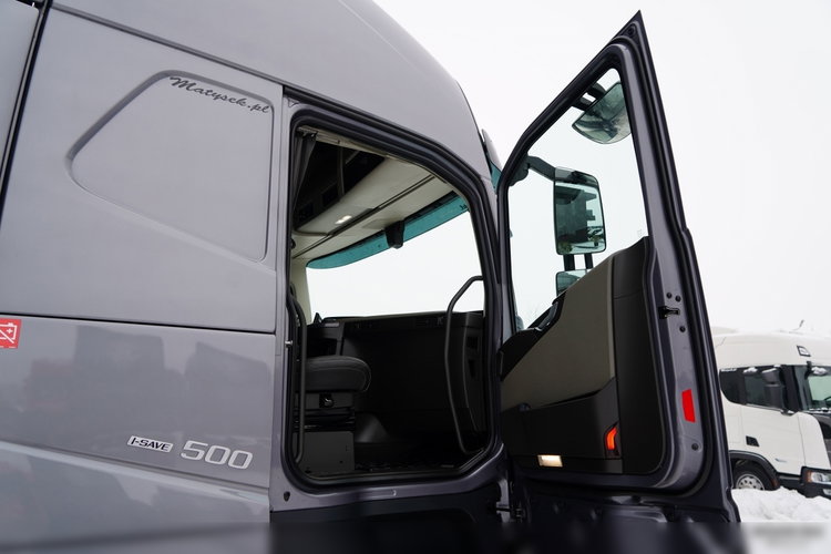 Volvo FH 500 / PEŁNY ADR / XXL / BOGATE WYPOSAŻENIE / PO ZŁOTYM KONTRAKCIE / zdjęcie 38