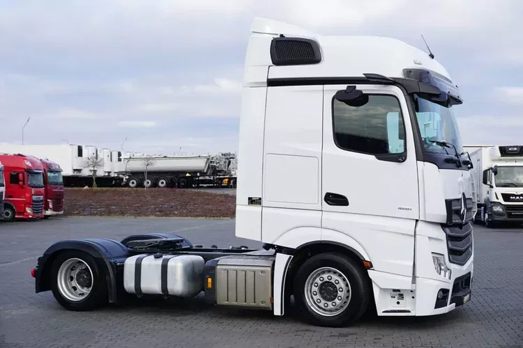 Mercedes / ACTROS / 1851 / E 6 / MP 5 / ACC / MEGA / LOW DECK / RETARDER / BIG SPACE zdjęcie 4