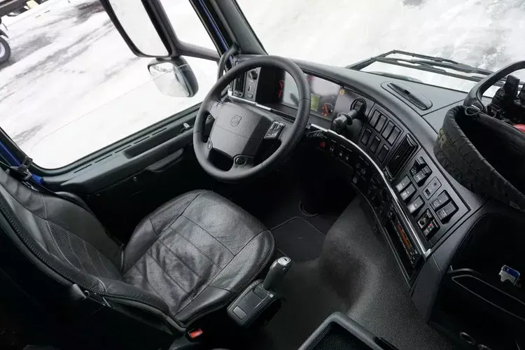 Volvo FM / 420 / 6 X 2 / SKRZYNIOWY + HDS / PALFINGER PK 26002 / WYS. 17 M / OŚ SKRĘTNA zdjęcie 13