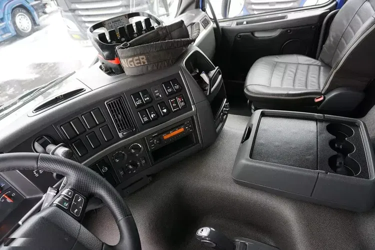 Volvo FM / 420 / 6 X 2 / SKRZYNIOWY + HDS / PALFINGER PK 26002 / WYS. 17 M / OŚ SKRĘTNA zdjęcie 9