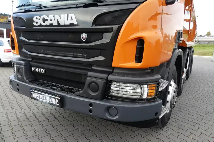 Scania P410 8x4 / WYWROTKA TYLNO ZSYPOWA / ALUFELGI / MANUAL / zdjęcie 17