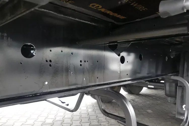 Krone FIRANKA / OŚ PODNOSZONA / OPONY 100% / PALECIARA / zdjęcie 23