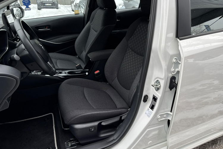 Toyota Corolla 1.8 Hybrid 140KM COMFORT TECH, salon Polska, gwarancja, FV23% zdjęcie 13