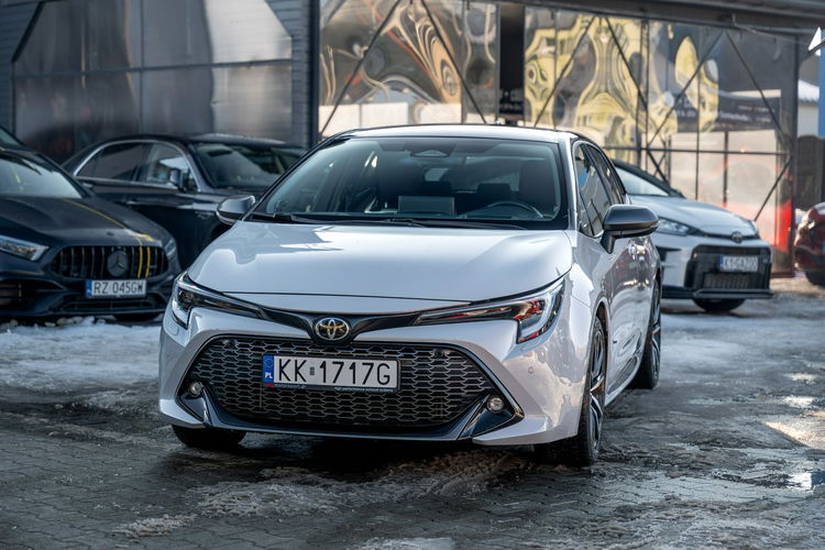 Toyota Corolla GR Sport / 1.8 Hybrid 140KM + LPG / BOGATA wersja / Cesja / Salon PL zdjęcie 12