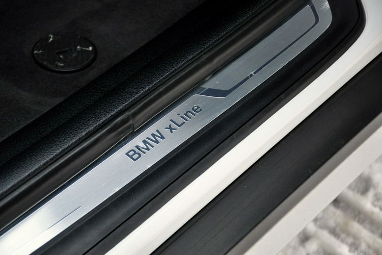 BMW X1 2.0d(143KM) Lift Bi-Xenon Ringi Navi Klimatronik Skóry Reling Alu18" zdjęcie 19