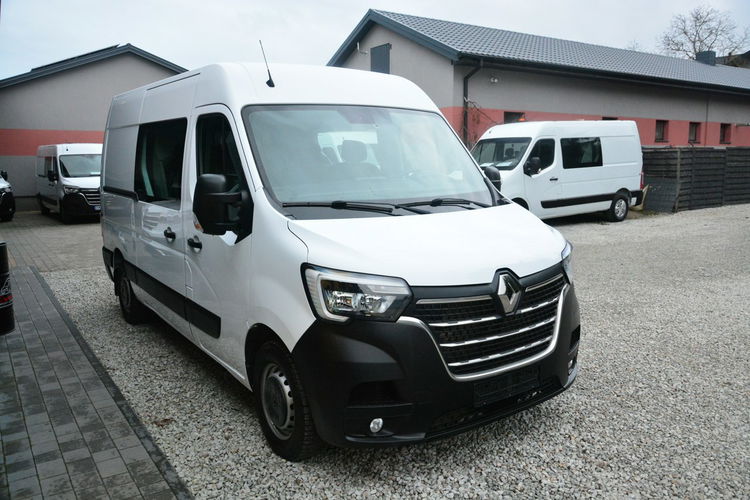 Renault Master L2H2 średniak 7 osobowy brygadówka 2022r doka pełna opcja zdjęcie 2