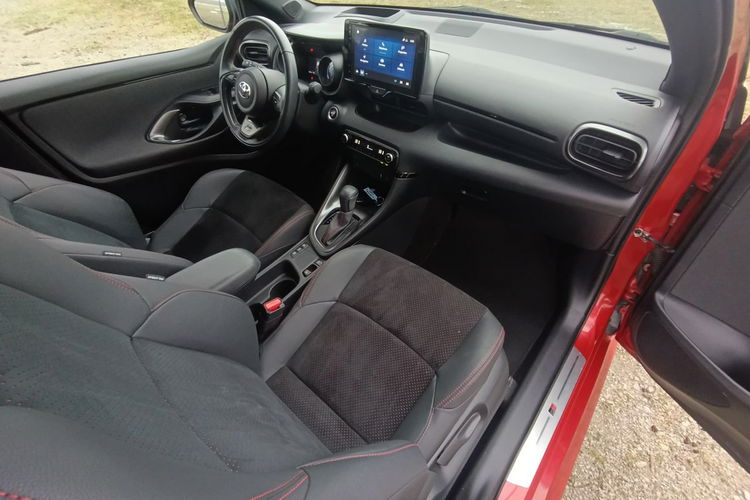 Yaris Toyota Yaris Hybrid 1.5 GR Sport zdjęcie 21