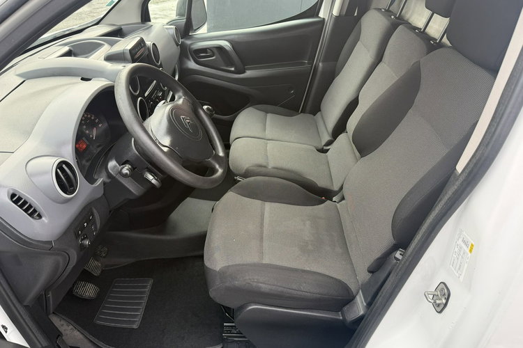Citroen Berlingo KLIMATYZACJA. 3-OSOBOWY. NAVIGACJA. ZABUDOWA zdjęcie 11