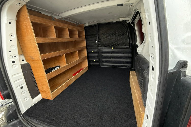 Citroen Berlingo KLIMATYZACJA. 3-OSOBOWY. NAVIGACJA. ZABUDOWA zdjęcie 15
