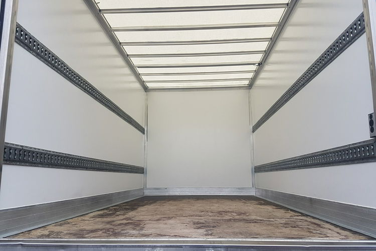 Renault Master KONTENER 8EP 4.22x2.25x2.24 KLIMA MANUAL KRAJOWY 6-BIEGÓW zdjęcie 17