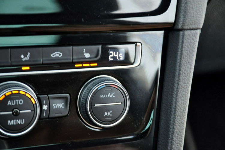 Volkswagen Golf 2.0TDI(150KM) Radar ACC Xenon Led Navi Rude Skóry DSG Dynaudio Alu17" zdjęcie 33