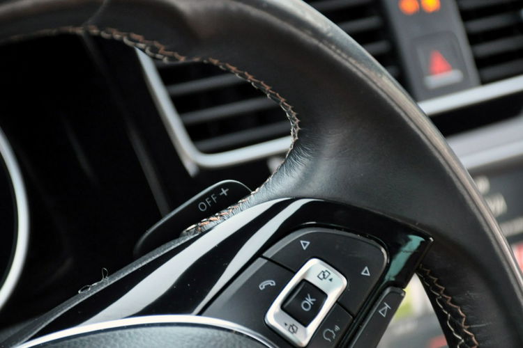 Volkswagen Golf 2.0TDI(150KM) Radar ACC Xenon Led Navi Rude Skóry DSG Dynaudio Alu17" zdjęcie 35
