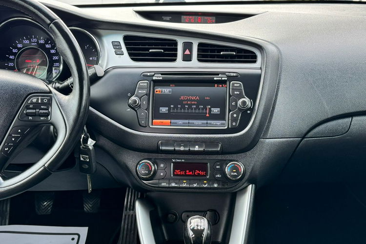 Kia Cee'd Niski Przebieg 1.6 Benzyna zdjęcie 20