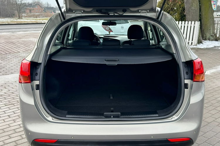 Kia Cee'd Niski Przebieg 1.6 Benzyna zdjęcie 27