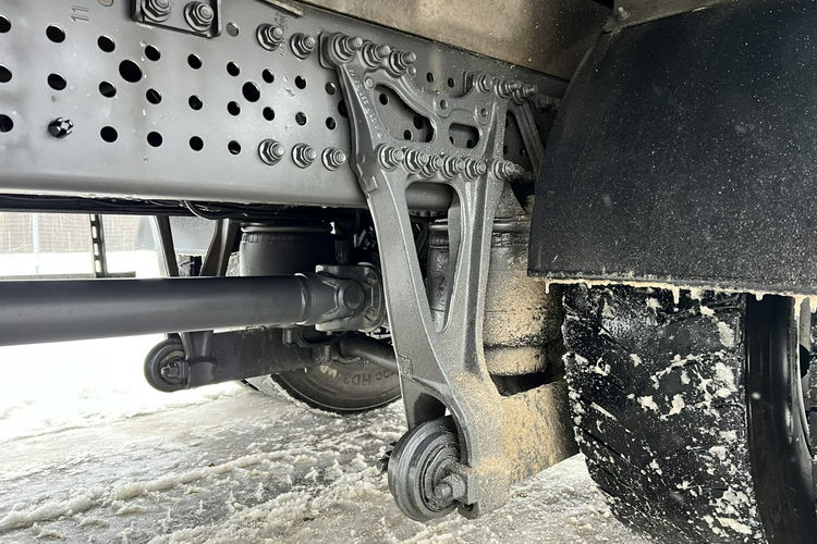 Mercedes ANTOS 1827 Kontener Sprowadzony Euro 6 Półsypialka Książka Serwisowa , 24 Euro Palety , Klima , Blokada Mostu , ASR Łóżko zdjęcie 12