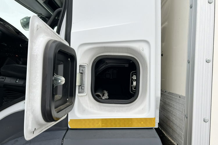 Mercedes ANTOS 1827 Kontener Sprowadzony Euro 6 Półsypialka Książka Serwisowa , 24 Euro Palety , Klima , Blokada Mostu , ASR Łóżko zdjęcie 24