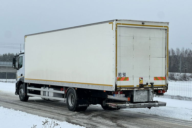 Mercedes ANTOS 1827 Kontener Sprowadzony Euro 6 Półsypialka Książka Serwisowa , 24 Euro Palety , Klima , Blokada Mostu , ASR Łóżko zdjęcie 3