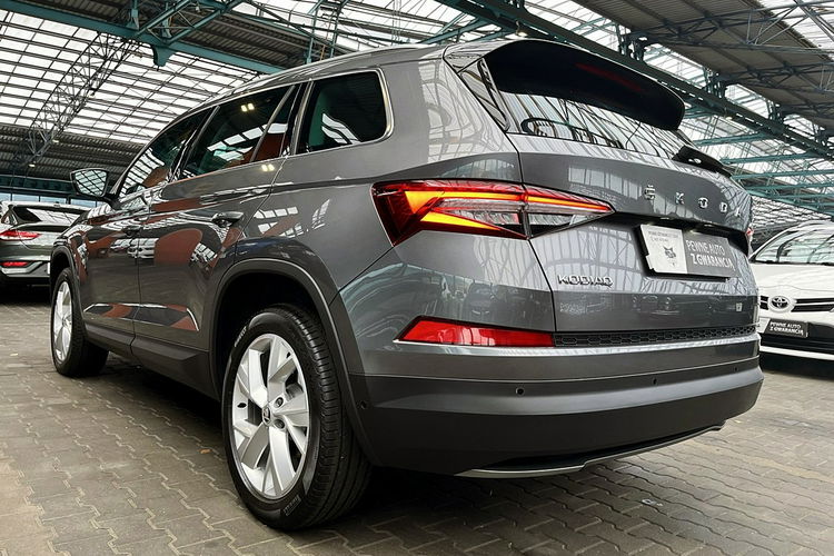 Skoda Kodiaq 4x4 2.0 TSI SKÓRA+Led MATRIX+ACC GWARANCJA 1wł Krajowy Bezwypadk FV23% 4x2 zdjęcie 7