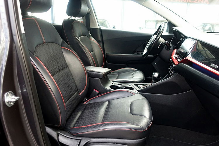Kia Niro MAX OPCJA 141KM AUTOMAT Skóra Led NAVI JBL 1Wł Krajowy Bezwyp F23% 4x2 zdjęcie 10