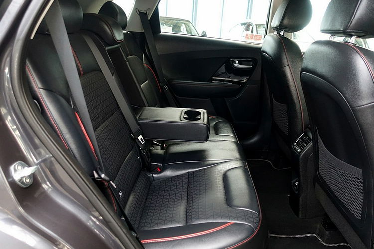 Kia Niro MAX OPCJA 141KM AUTOMAT Skóra Led NAVI JBL 1Wł Krajowy Bezwyp F23% 4x2 zdjęcie 11