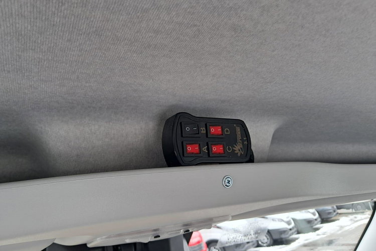 IVECO Daily 35S18HA8 zdjęcie 14