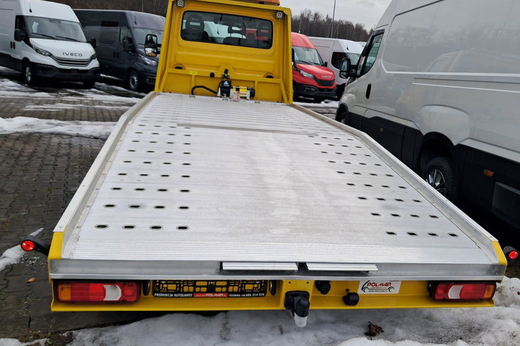 IVECO Daily 35S18HA8 zdjęcie 18