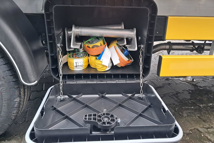 IVECO Daily 35S18HA8 zdjęcie 20