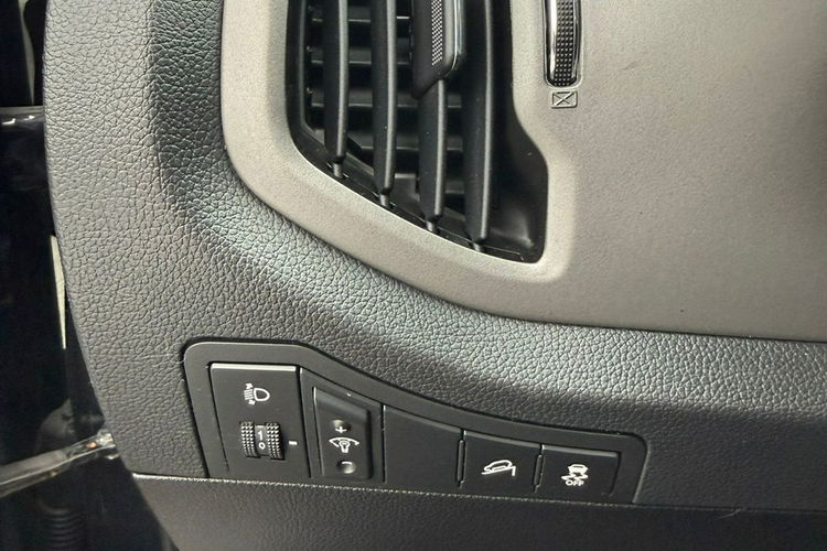 Kia Sportage BEZWYPADKOWY, SKÓRA, 1 LAKIER, KSIĄŻKA SERWISOWA zdjęcie 24