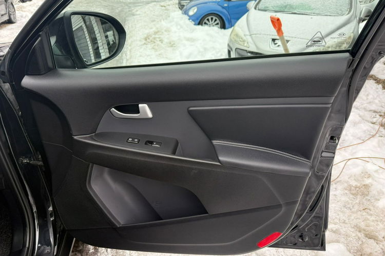 Kia Sportage BEZWYPADKOWY, SKÓRA, 1 LAKIER, KSIĄŻKA SERWISOWA zdjęcie 31