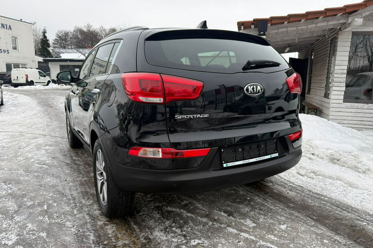 Kia Sportage BEZWYPADKOWY, SKÓRA, 1 LAKIER, KSIĄŻKA SERWISOWA zdjęcie 4