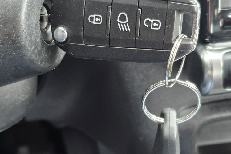 Citroen C3 Aircross 1.2Turbo Benz. Asystent.Pasa Ruchu.Navigacja.Ledy.Parktronic.Tempomat zdjęcie 40