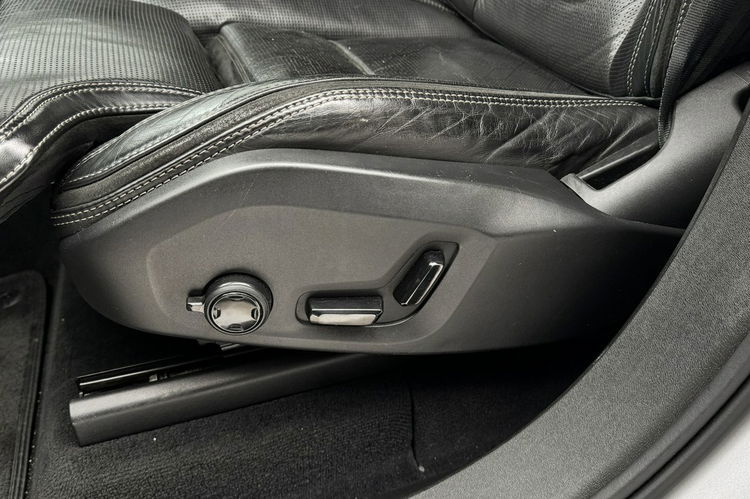 Volvo XC 90 T8/407KM/Plug-In/Excellence/407KM/HUD/Wentyle/Radar/B&W/4xAC/Masaże zdjęcie 20