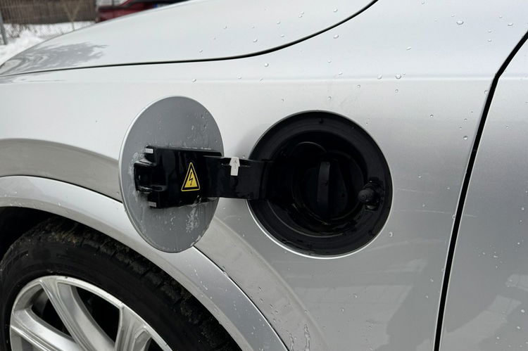 Volvo XC 90 T8/407KM/Plug-In/Excellence/407KM/HUD/Wentyle/Radar/B&W/4xAC/Masaże zdjęcie 37