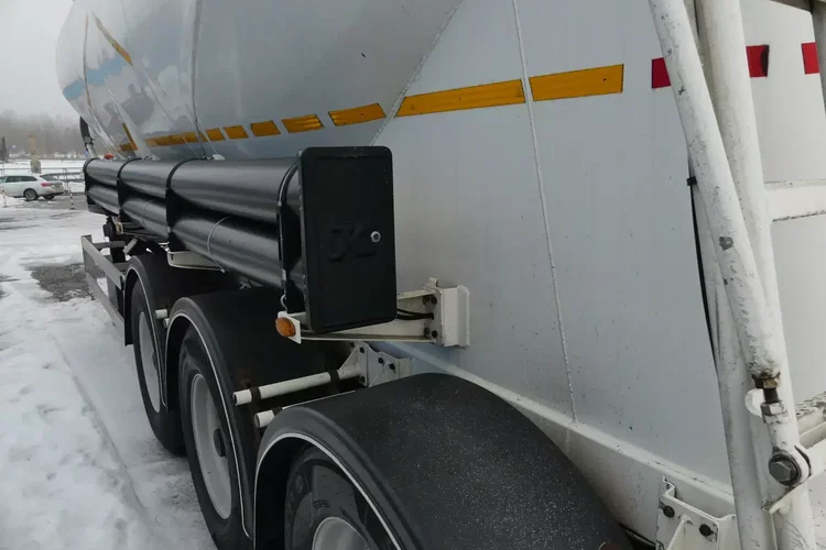 KAESSBOHRER 35000 / SILOS / DO MATERIAŁÓW SYPKICH / OŚ PODNOSZONA / zdjęcie 15