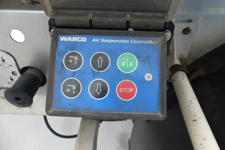 KAESSBOHRER 35000 / SILOS / DO MATERIAŁÓW SYPKICH / OŚ PODNOSZONA / zdjęcie 22