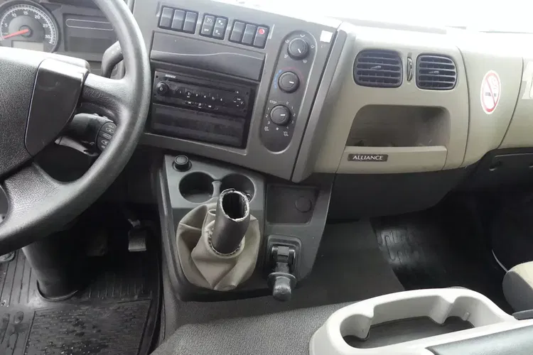 Renault MIDLUM 12.190 / KONTENER + WINDA / Ładowność 5710 kg / zdjęcie 18