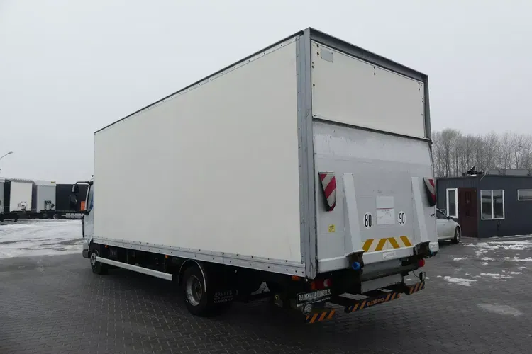 Renault MIDLUM 12.190 / KONTENER + WINDA / Ładowność 5710 kg / zdjęcie 6