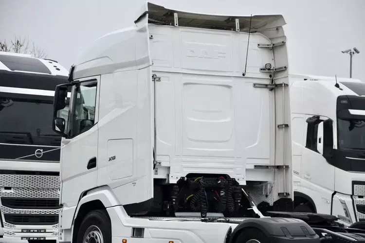 DAF XG 480 / ZF INTARDER / FULL LED / SALONKA / BOGATA WERSJA zdjęcie 16