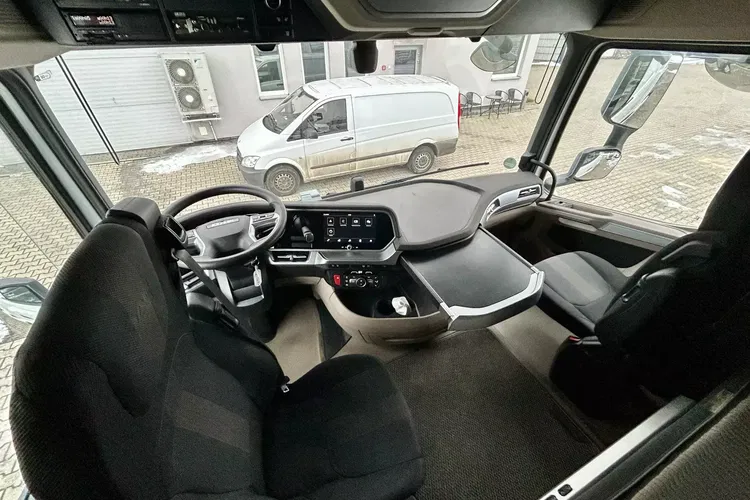 DAF XG 480 / ZF INTARDER / FULL LED / SALONKA / BOGATA WERSJA zdjęcie 32