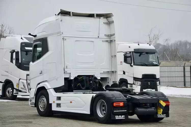 DAF XG+ 530 / ZF INTARDER / KLIMA POST. / FULL LED / SUBWOOFER / WENT. FOTEL zdjęcie 10