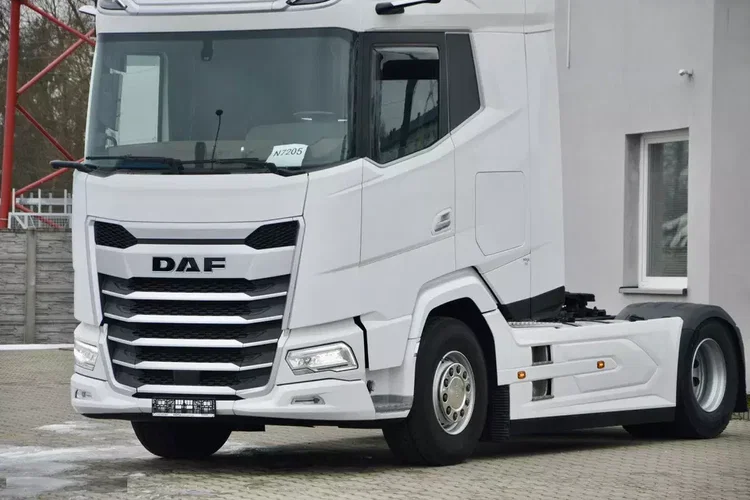 DAF XG+ 530 / ZF INTARDER / KLIMA POST. / FULL LED / SUBWOOFER / WENT. FOTEL zdjęcie 2