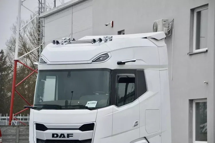DAF XG+ 530 / ZF INTARDER / KLIMA POST. / FULL LED / SUBWOOFER / WENT. FOTEL zdjęcie 3