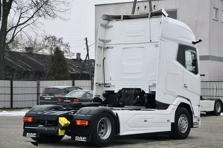 DAF XG+ 530 / ZF INTARDER / KLIMA POST. / FULL LED / SUBWOOFER / WENT. FOTEL zdjęcie 8