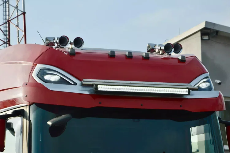 DAF XG+ 530 / ZF INTARDER / KLIMA POST. / FULL LED / WENTYLOWANY FOTEL zdjęcie 15