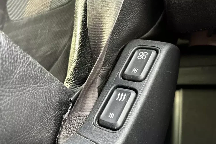 DAF XG+ 530 / ZF INTARDER / KLIMA POST. / FULL LED / WENTYLOWANY FOTEL zdjęcie 31